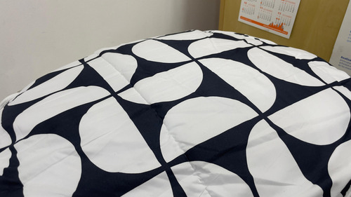 Acolchado Reversible 2 1/2 Plazas Queen 220 X 240 Cm Color Blanco Diseño De La Tela Geométrico
