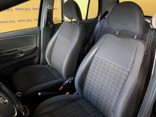 Volkswagen Fox Comfortline 1.0 Mi Flex 4p. Mec 2016/201