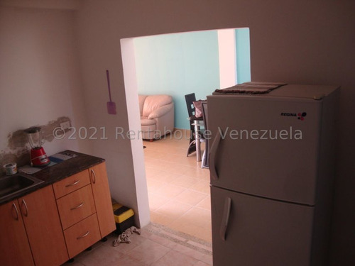 Imagen 9 de 30 de Se Vende Casa En Villas Del Golf Plaza Rah: 22-308