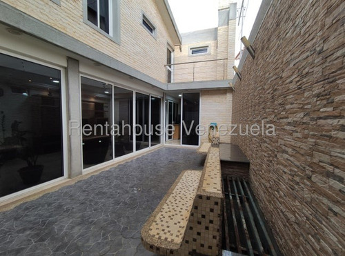 Rm Casa (dúplex) En Venta En Los Castores, Miranda