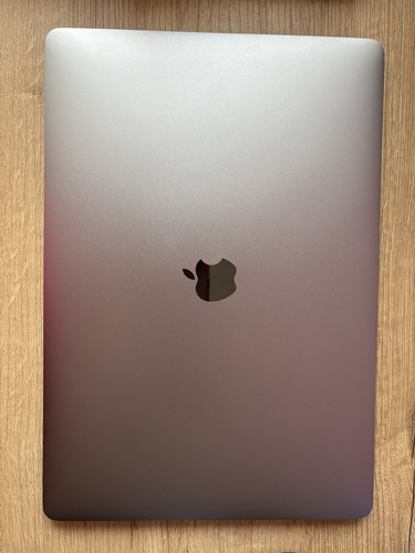 Macbook Pro 15 2019 Usado 9/10 (Usado)