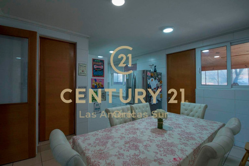 Casa Venta, 4 Dormitorios 5 Baños 6 Estacionamientos 300m...