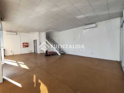 Local Multifuncional En Work Center - 2 Pisos - 156m2