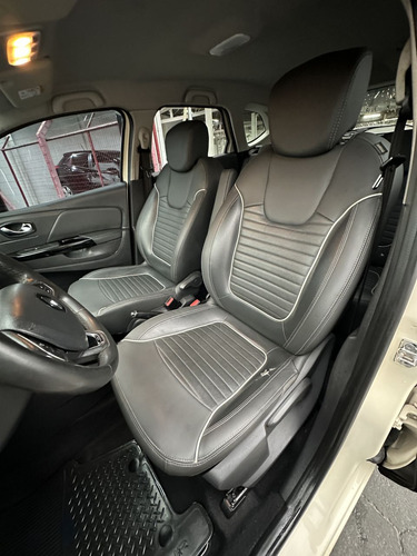 Renault Captur CAPTUR Intense 2.0 16V Flex 5p Aut.