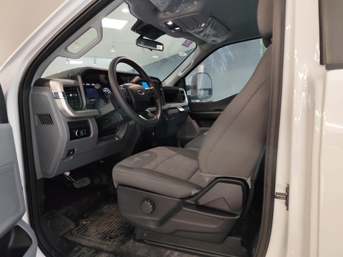 F-450 Xl Cabina Regular 4x2, Gasolina 7.3l