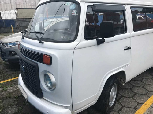 Imagem 1 de 8 de Volkswagem Kombi Standard 1.4 Flex 2013