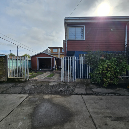 Se Vende Amplia Casa En Avenida Camilo Henríquez, Concepción