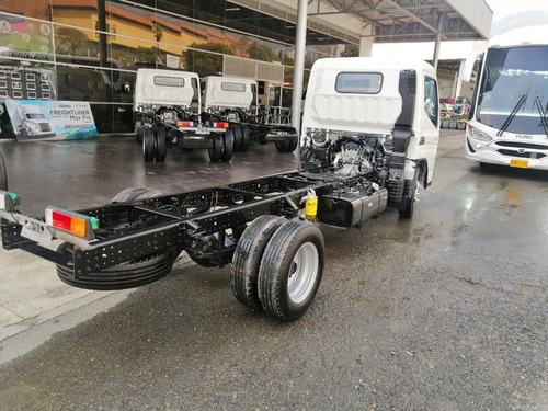 Imagen 7 de 10 de Fuso Canter 5.7 Tf Modelo 2022