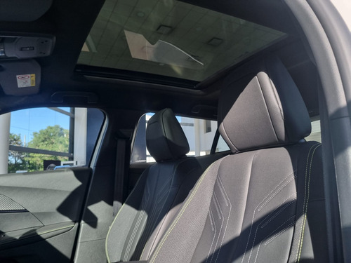 Peugeot 2008 1.0T Gt