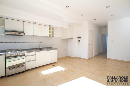 Imagen 5 de 30 de Venta · P. Avellaneda · Ph · 2 Ambientes · Balcón Y Terraza