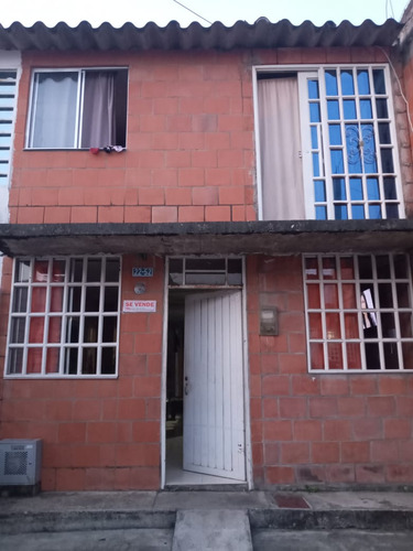 Se Vende Casa Unifamiliar En Ciudad Del Sur (negociable)