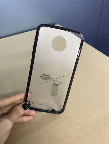 Imagen 4 de 7 de Clear Cover Moto Z2 Play