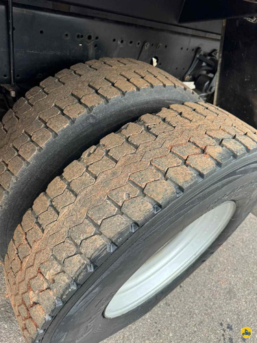 Mb Atego 1719 No Chassi