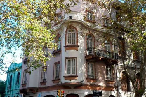 Venta Llaves Negocio, Hostel Centro Mvd 79 Mil Dólares 