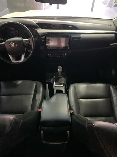 Toyota Hilux Pick-Up 2.8 Cd Srv 177cv 4x2 At