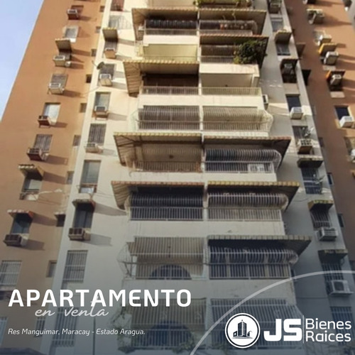 Se Vende Impecable Y Amplio Apartamento En Parque Aragua, 18js