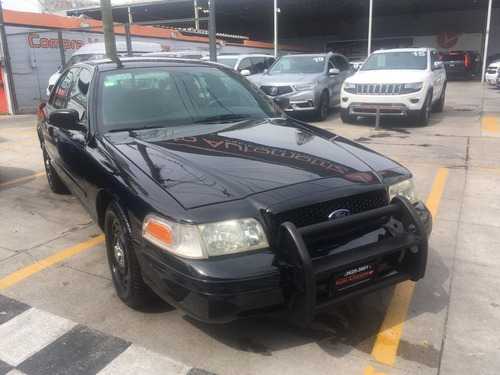 Imagen 2 de 12 de Ford Crown Victoria Police Interceptor 2005 Negro