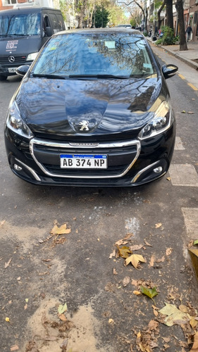 Peugeot 208 1.5 Allure Smeg