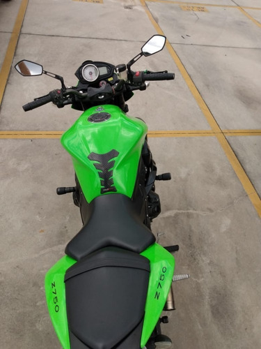 Kawasaki Z 750 Baixa Quilometragem