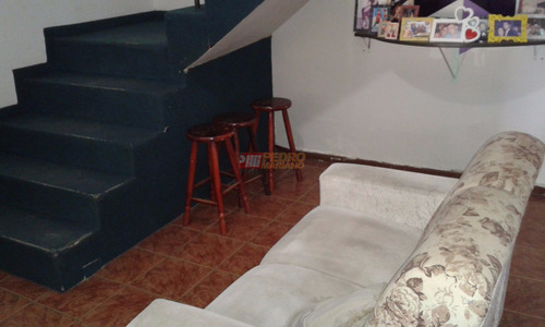 Sobrado No Bairro Vila Palmares Em Santo Andre Com 02 Dormitorios - V-27161