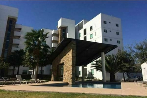 Imagen 1 de 15 de Venta De Departamento En Privada Cumbres