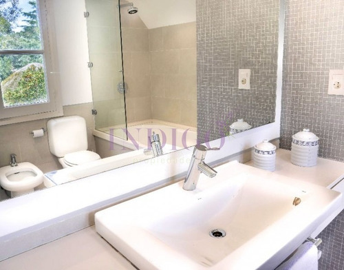 Alquiler En Paradas, Muy Buena Casa En El Mejor Punto De Punta Del Este.- Ref: 250