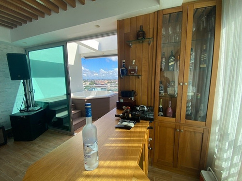 Imagen 18 de 30 de Vendo Lujoso Y Amplio Penthouse En Alma Rosa 1
