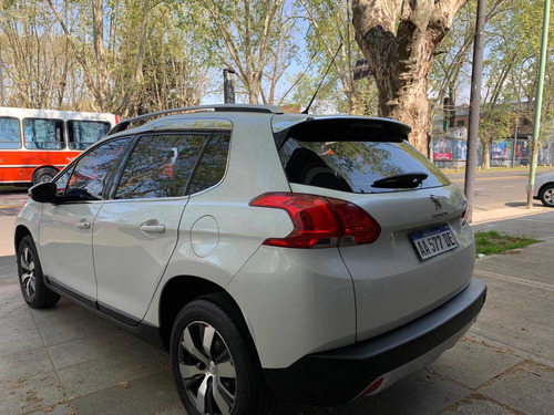 Imagen 2 de 6 de Peugeot 2008 2016 1.6 Feline