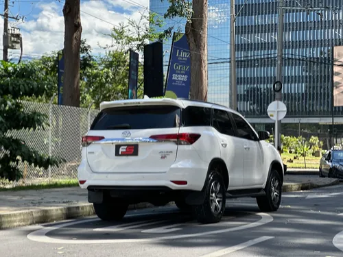 Toyota Fortuner SW4 2.7L