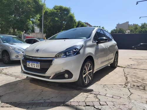 Peugeot 208 Feline Tiptronic 2018