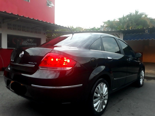 Fiat Linea 1.8 16v Absolute Flex Dualogic 4p 2012
