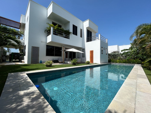 Imagen 14 de 30 de Casa En Barcelona De Indias, Cartagena + Piscina 14m + Sistema De Paneles Solares, Jardin, Cercada.