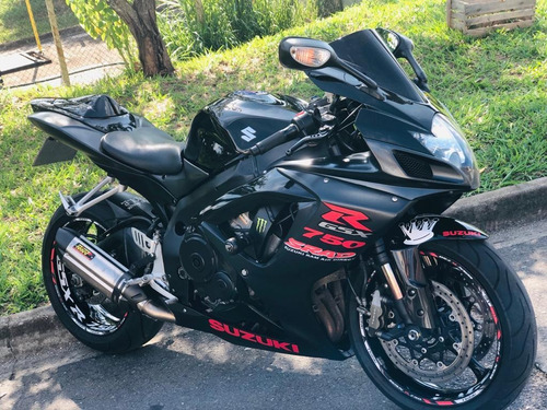 Suzuki Srad 750