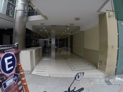 Imagen 1 de 9 de Oficina - Recoleta