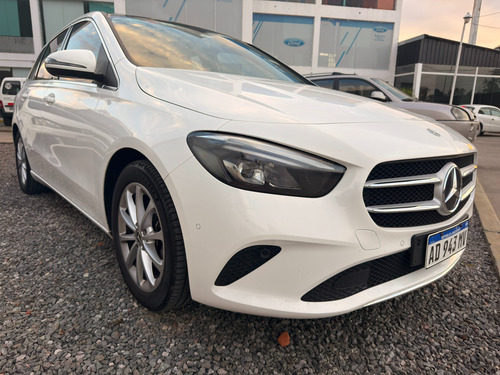 Mercedes-Benz Clase B 1.6 B200 2016 Edition 156cv