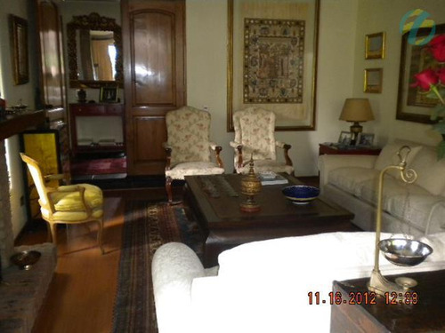 Estupenda Casa 5 Dormitorios Av La Dehesa / Dehesa Central