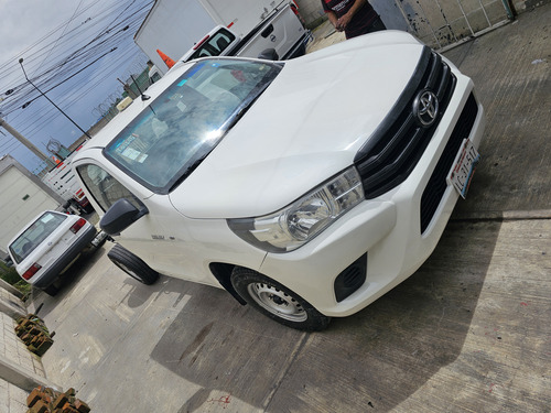 Toyota Hilux 2.7 Chasis Cabina Mt
