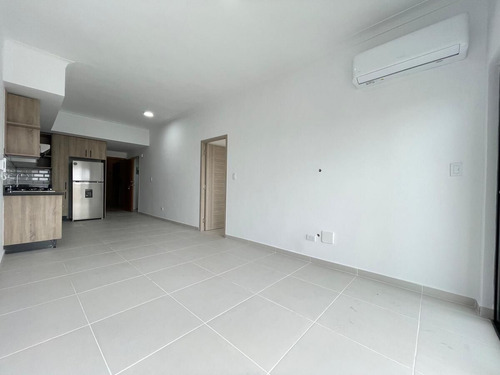 Oportunidad De Apartamento De 1 Habitación Y Linea Blanca Con Vista Al Mar