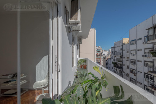 3 Ambientes - Impecable- Recoleta - Toilette - Super Luminoso