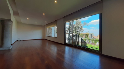 Imagen 10 de 30 de Hermosa Casa Con Jardin Y Roof En Paseo De Las Lomas!