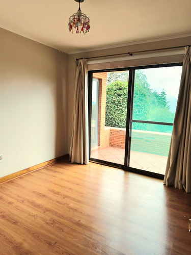 Casa En Agradable Condominio/ Cerro Grande