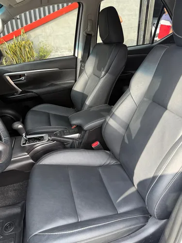 Toyota Fortuner Srv 2.8 Diesel 4x4