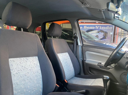 Imagem 8 de 11 de Ford Fiesta Hatch 1.0 (flex) Flex Manual