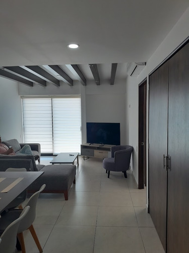 Bonito Departamento En Renta De 101 Mts2, Amueblado, Torre Baluarte, Nazatlan.