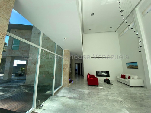 Imagen 12 de 21 de Esplendida Casa En Venta Club De Campo 22-20708