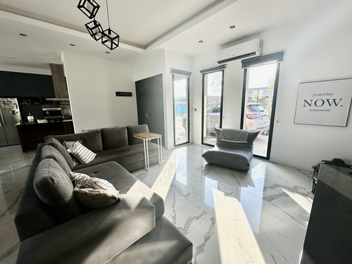 Casa En Venta En Santa Rita Canning San Vicente