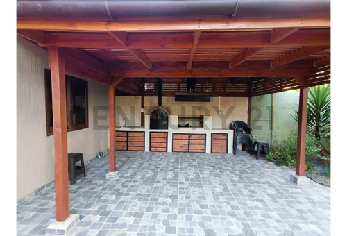 Casa En Venta, Con Amplio Terreno Puente Alto