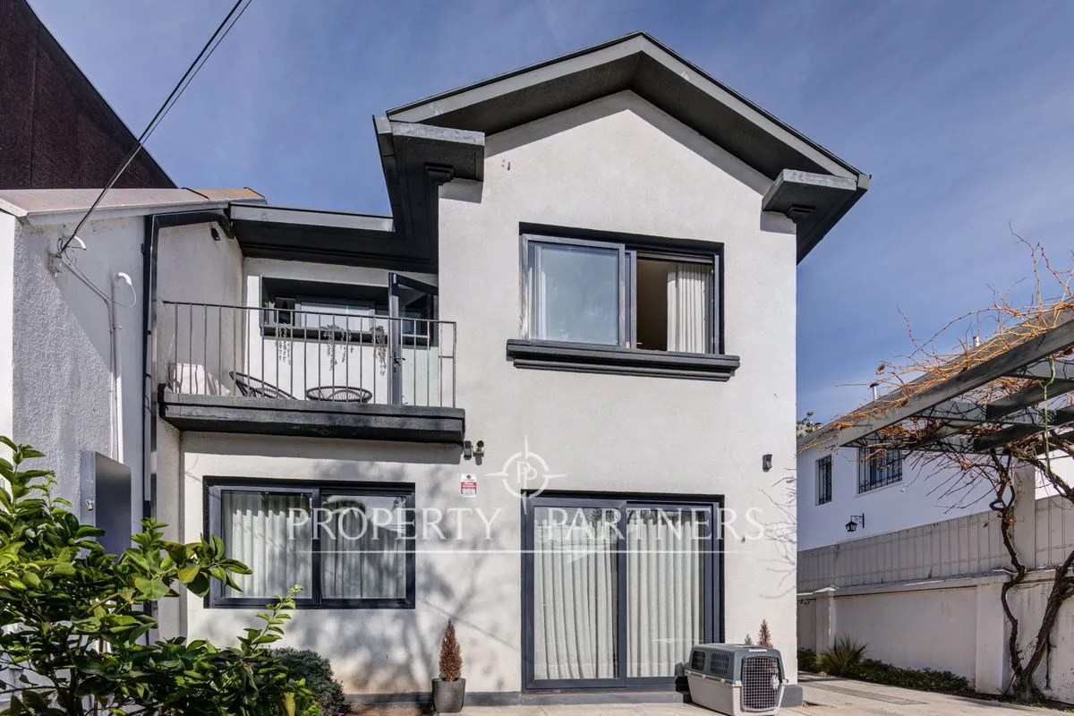 Imagen 1 de 30 de Casa En Venta En Providencia Remodelada