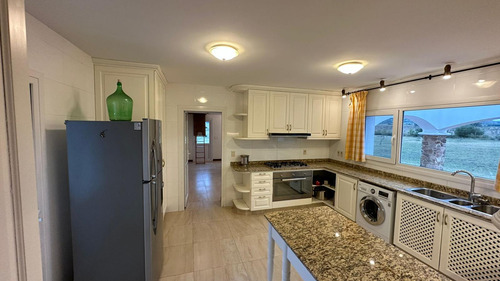 Oportunidad Increíble Chacra Con Terreno Ubicada En Ruta 12 Pueblo Eden 1800m2.