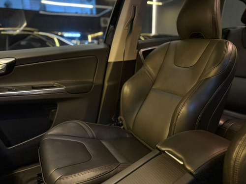 Volvo XC60 2.0 T5 Momentum Drive-e 5p